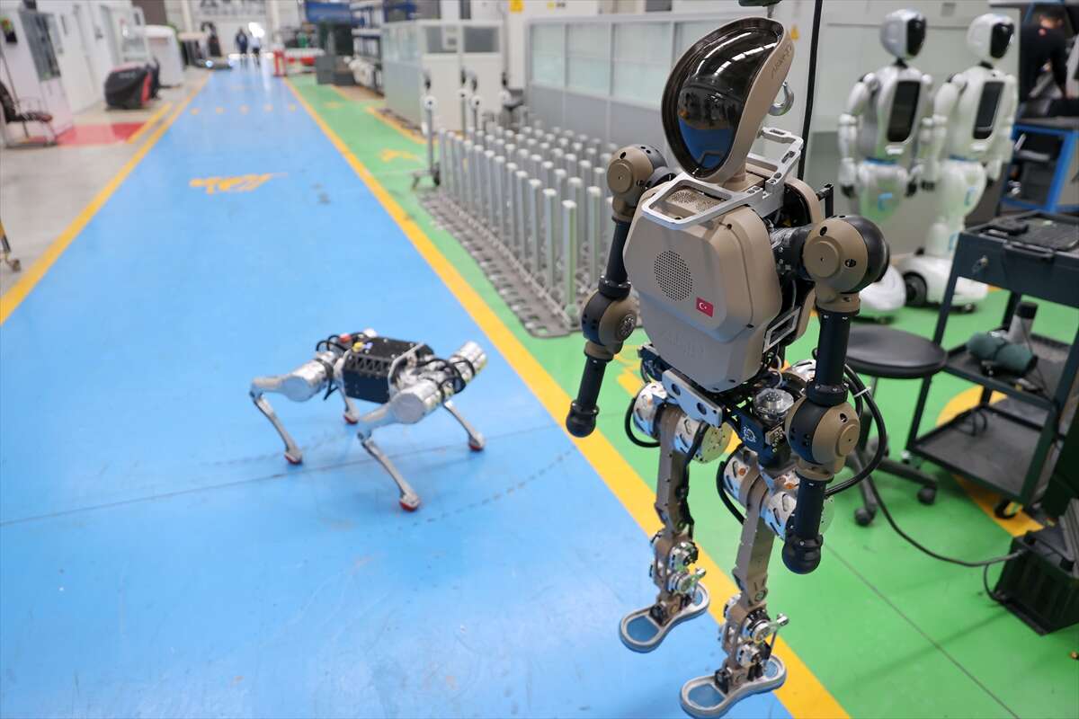 Konya ilk insansı robotunu piyasaya sürüyor! AKINCI-5 için geri sayım başladı 13
